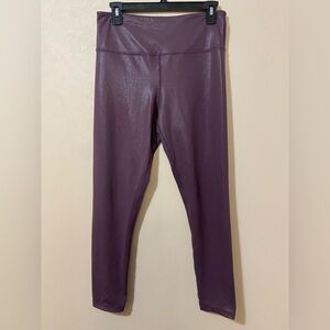 Zyia Active Cropped Leggings Women's Size 8-10Purple Metallic Light n Tight Crop